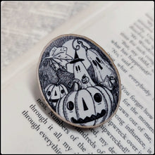 Load image into Gallery viewer, Pumpkin Patch Witch Wooden Pin