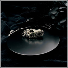 Load image into Gallery viewer, Gray Wolf Skull Pendant - White Bronze