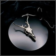 Load image into Gallery viewer, White Tailed Deer Skull Pendant - White Bronze