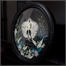 Load image into Gallery viewer, Stingray Skeleton in Antique Convex Glass Frame
