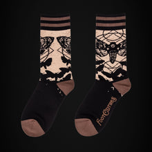 Load image into Gallery viewer, Death’s Head Hawkmoth Socks
