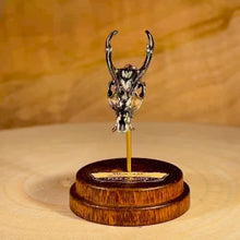 Load and play video in Gallery viewer, Muntjac (Vampire Deer) Skull Pendant - White Bronze
