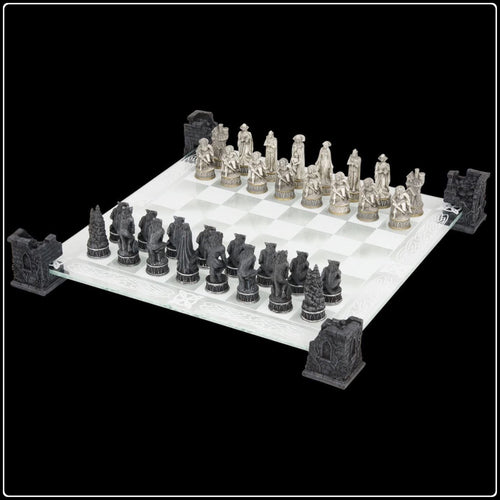 Vampire and Werewolf Chess Set - #intotheblack#